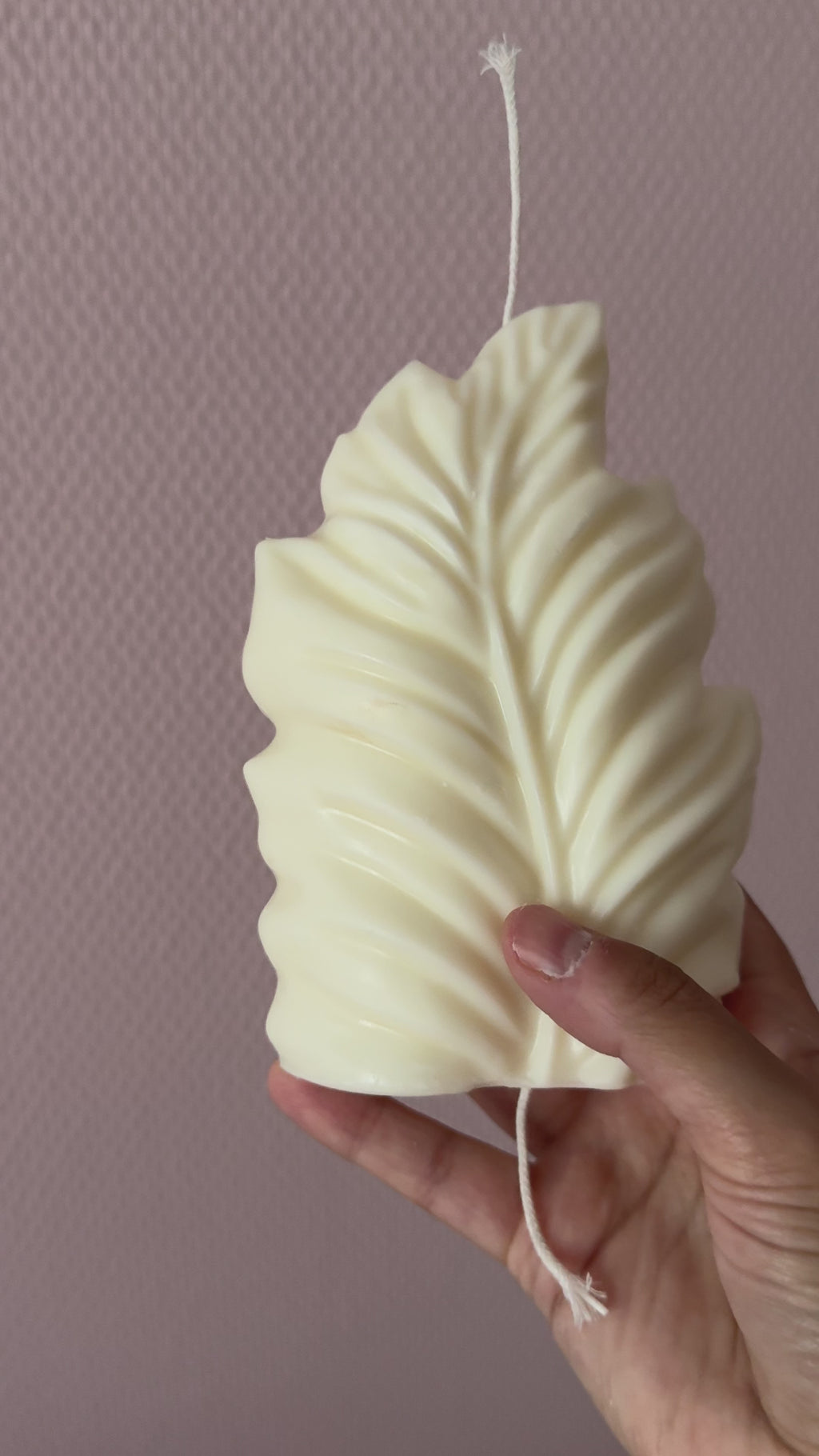 Leaf Pillar Candle – 100% Soy Wax